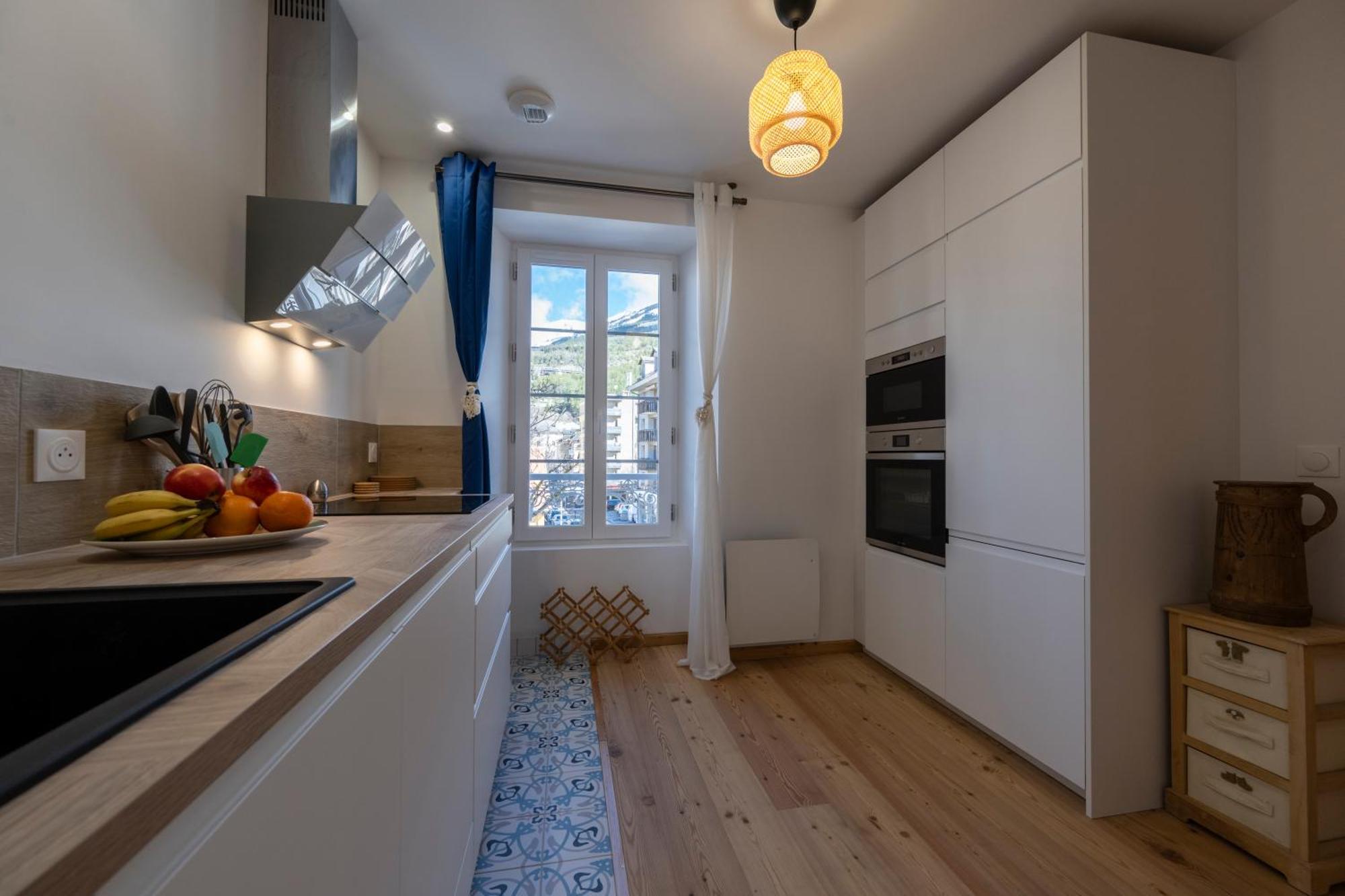 Petite Anita - Centre Ville - Parking Prive Barcelonnette Dış mekan fotoğraf
